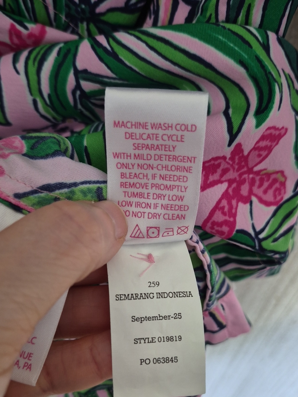 Lilly Pulitzer Ensley UPF 50+ Dress Roaring With Joy Pink Green Size L NWT - Picture 5 of 13